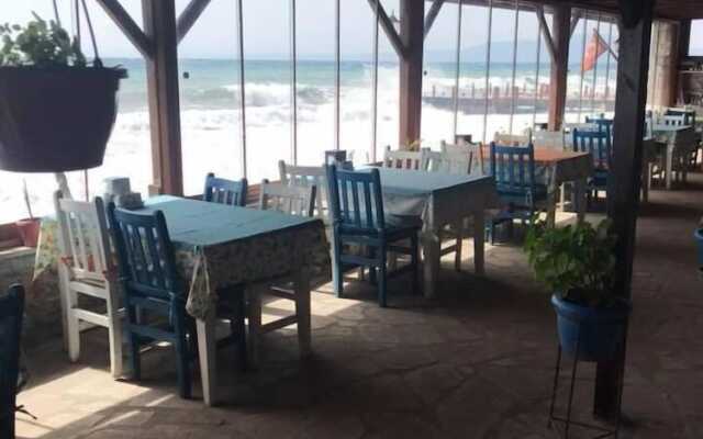 Assos Yenibahce Motel