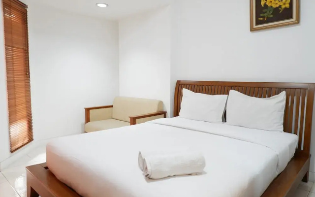 Pool View Studio Apartment Tamansari Sudirman