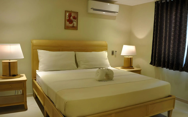 Lingganay Boracay Hotel Resort