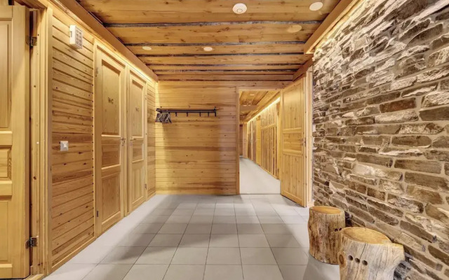 Bliss Adventure Lodge