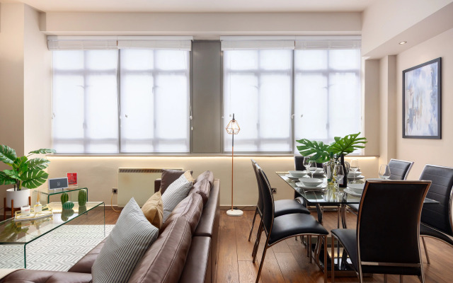 Luxurious Lawrence House Serviced Apartment