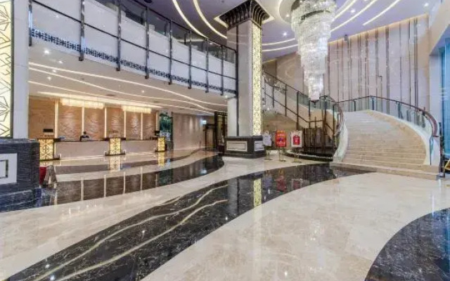 Vienna International Hotel (Jiangmen Hetang Zhongjia Plaza Store)