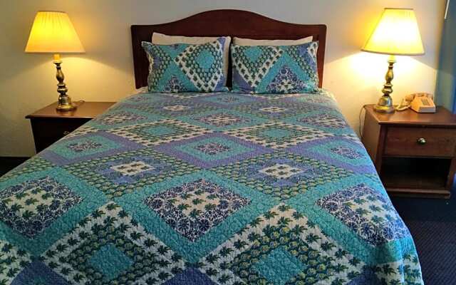 Crystal Palace Inn Brownfield