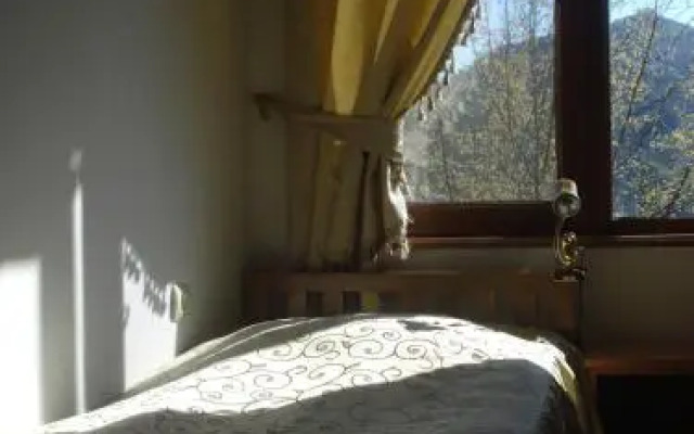 Khachik's B&B