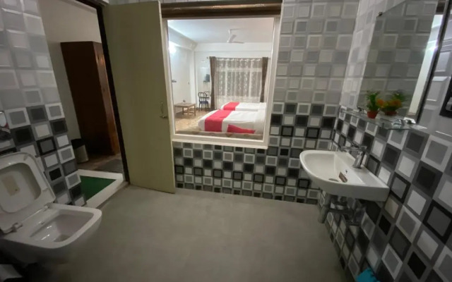 SPOT ON 90994 New Hidden Gem Residency