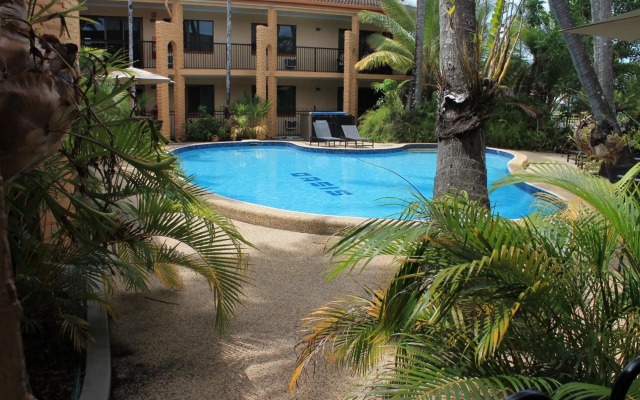 Oasis Inn Cairns