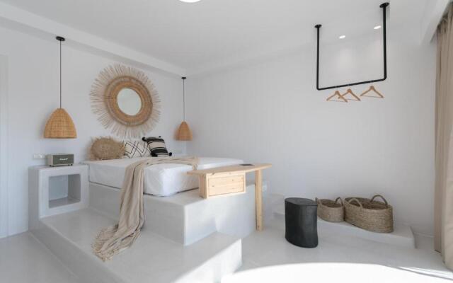 Iphimedeia Luxury Hotel & Suites