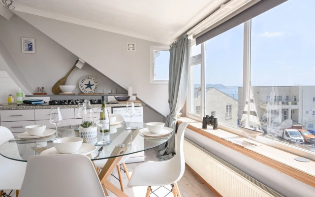 The Penthouse @ No 5