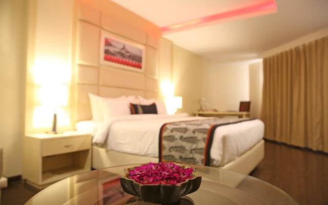 Golden Tulip Jaipur