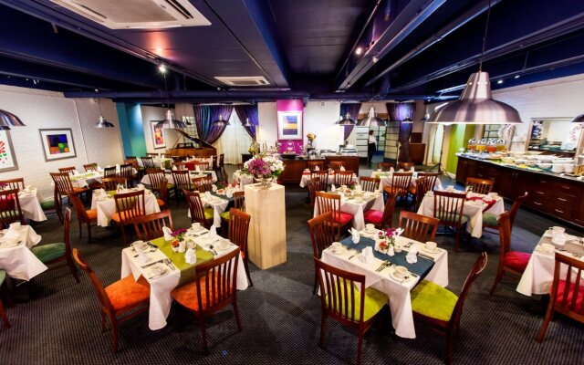 Cape Town Lodge Hotel