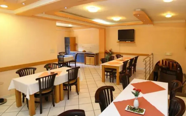 Motel Demadino