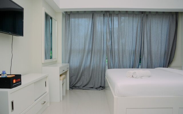 Studio Apartment with Garden View at The Springlake View Summarecon