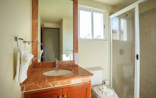 Luna Maya 5 2 Bedroom Condo