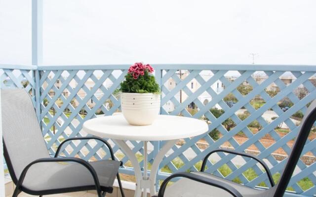 Windmill Beach Apts II by Estia