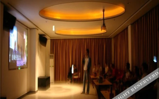Tianfu Yunlong Bay Holiday Resort