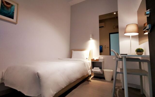 Bluewater Hotel Taoyuan