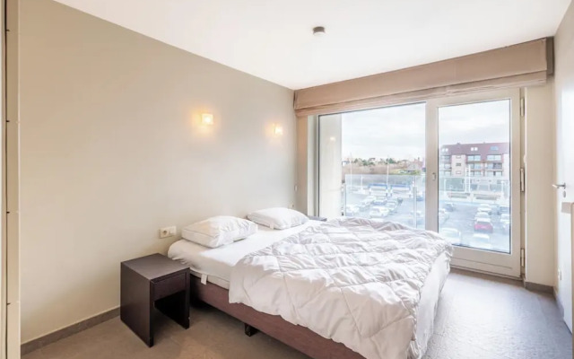 Apartment in Oostduinkerke With sea View