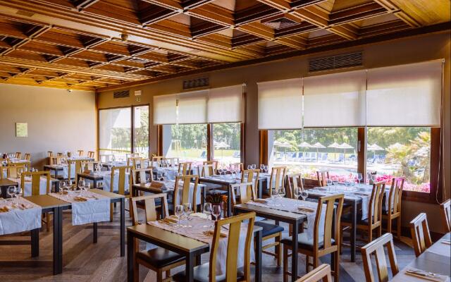 Axis Vermar Conference & Beach Hotel