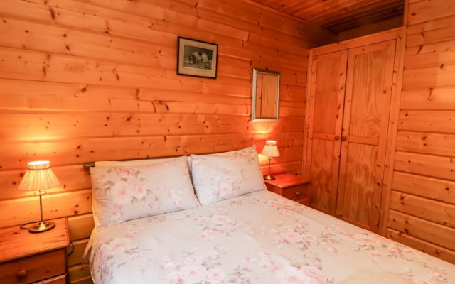 Chloe's Lodge