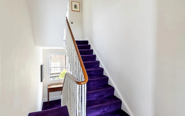London Luxe Retreat: 5-bed Gem