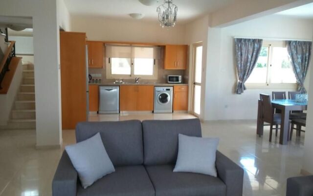 Anthorina Villa 5