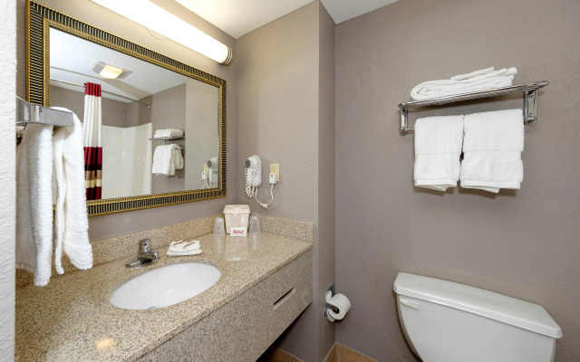 Red Roof Inn & Suites Carrollton, GA–West Georgia