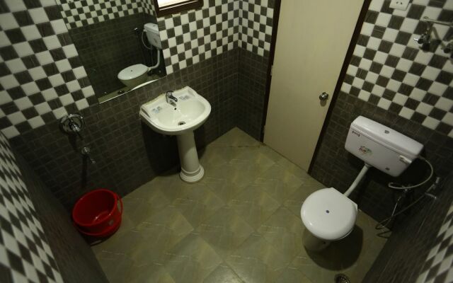 Hotel Lotus Delhi Airport