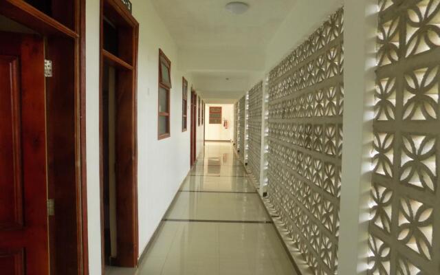Kalya Courts Hotel