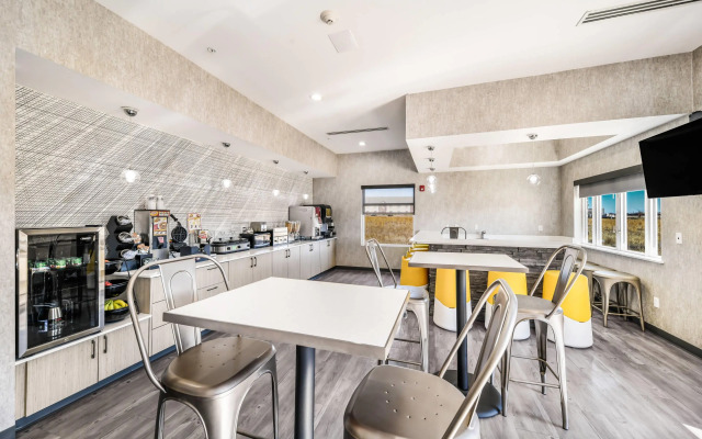 Hy-Lo Hotel, an Ascend Collection Hotel