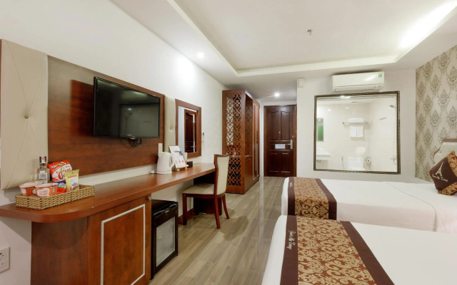 Paris Nha Trang Hotel & Apartment