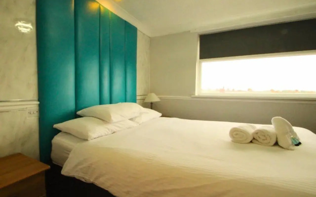 OYO Abbey Lodge Hotel