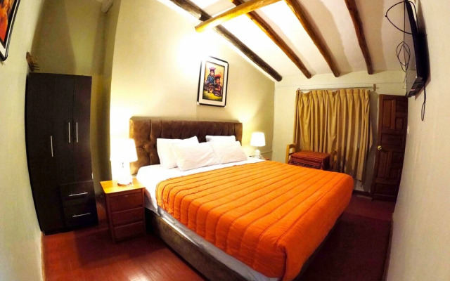 Hostal Apu Qhawarina