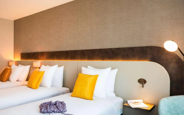 Mercure Amsterdam North Station