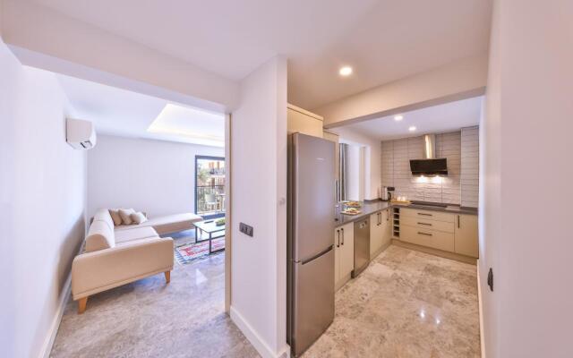 Отель Sole Suites