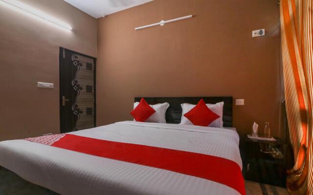 OYO 48739 Fantasy Stay
