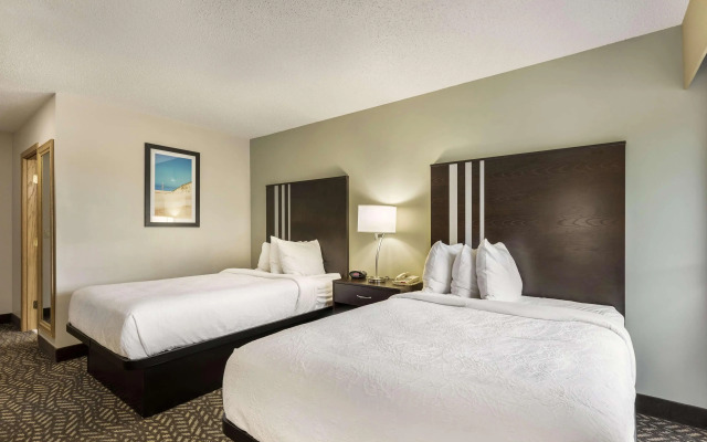 Best Western Indian Oak