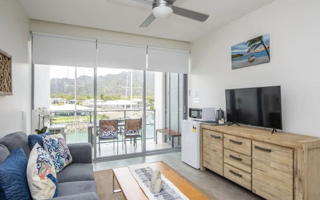 Absolute Waterfront Magnetic Island