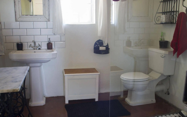 Belfield Wines and Farm Cottages