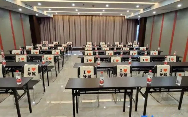 Huaxuan Hotel (Zuoquan Station Branch) – Business – Jinzhong