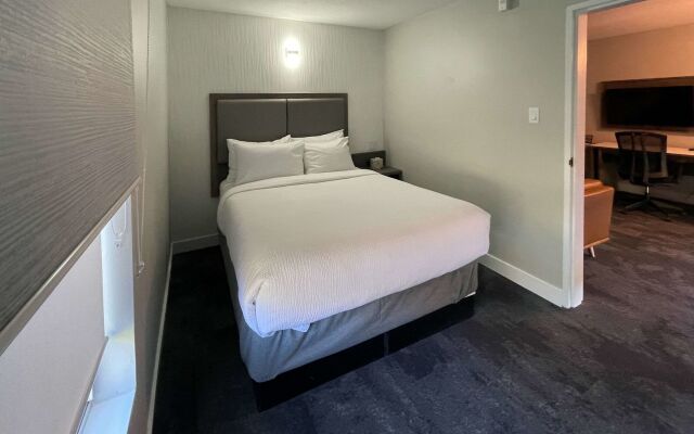 The Vic, Ascend Hotel Collection