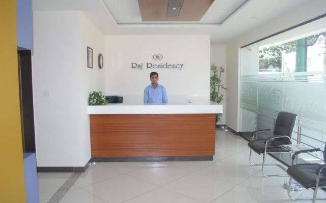 Hotel Raj Residency