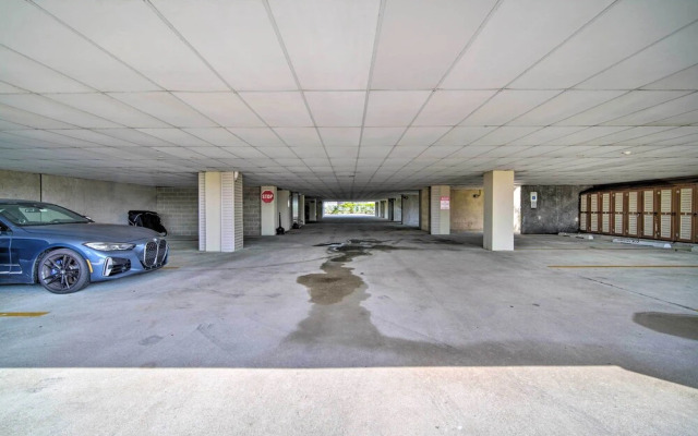 Welcoming Brigantine Condo w/ Ocean Views!