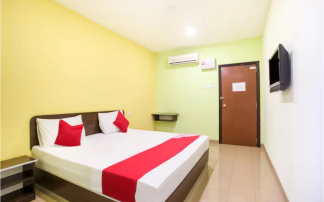 OYO 89539 Hotel Siswa