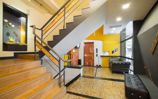 CHECK inn Express Taichung Fengchia