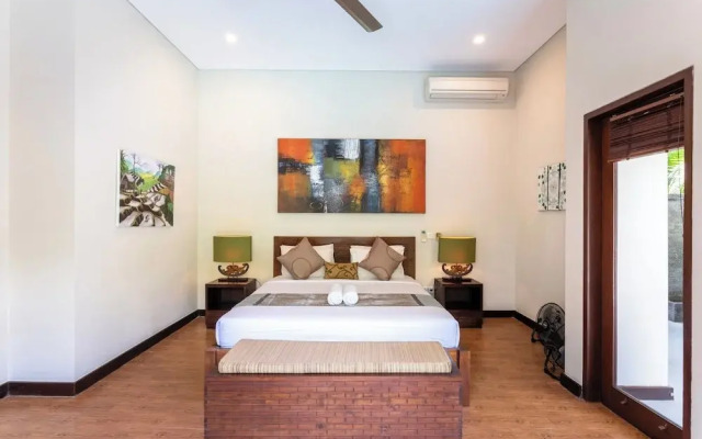 Senang Villa by Betterplace