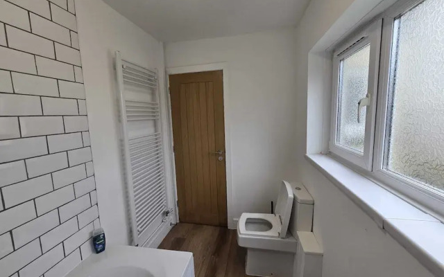 Newly Renovated 4 Bedroom House
