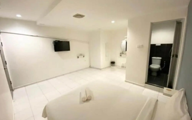 One One 08 Hotel Tapah