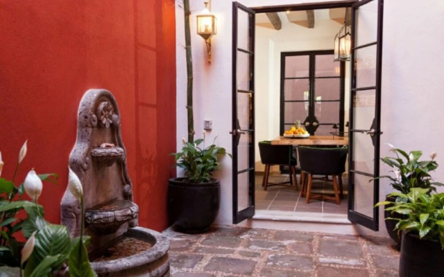 Casa De La Fuente
