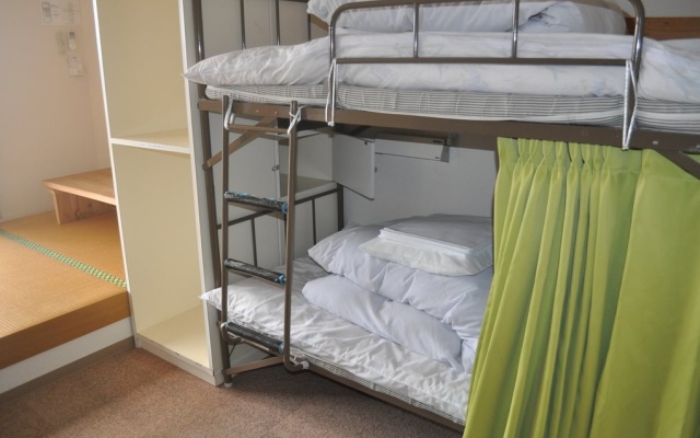 Yakushima Youth Hostel – Guest Rooms – Yakushima