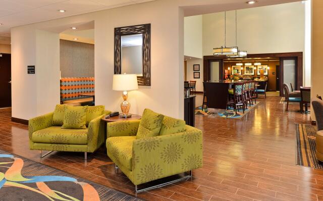 Hampton Inn & Suites Harvey/New Orleans West Bank